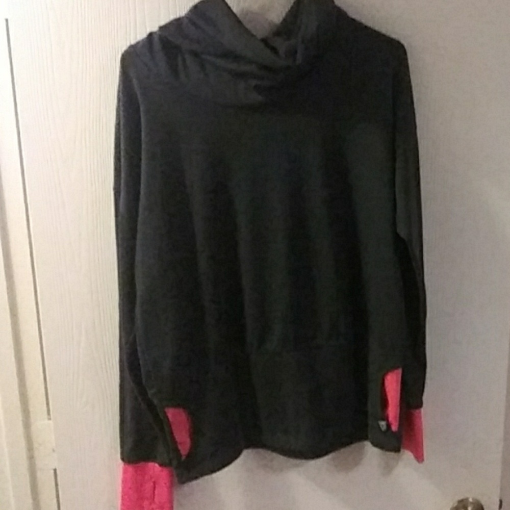 Long sleeve active wear